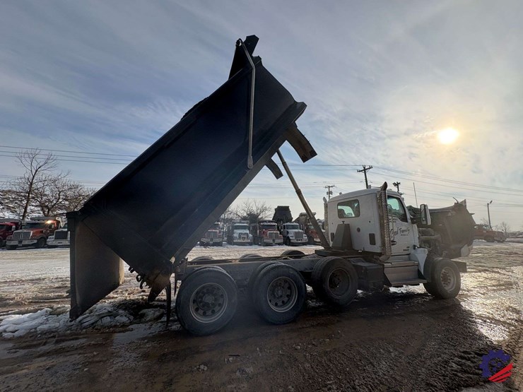 2019-kenworth-t880-image-73