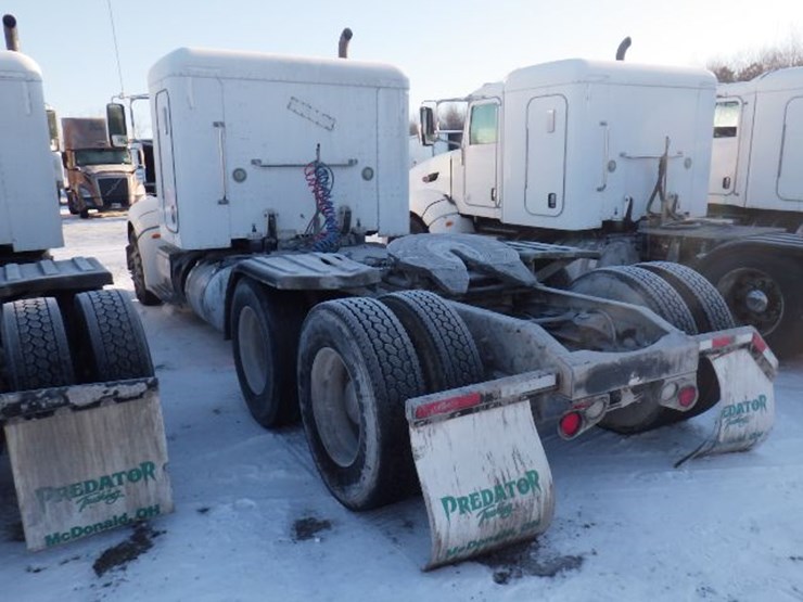 2014-peterbilt-386-image-13