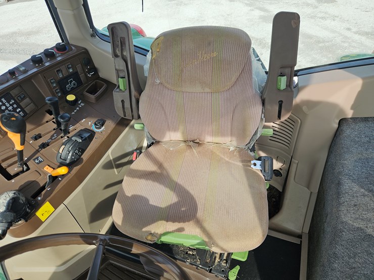 2003-john-deere-7420-image-10