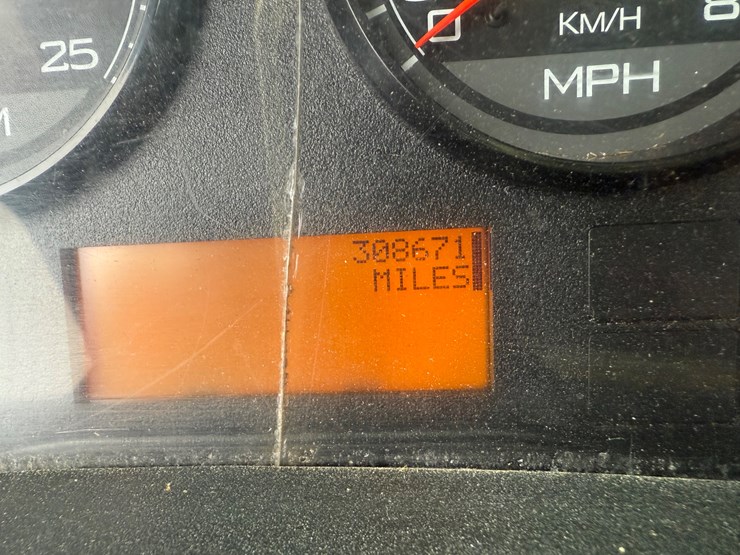 2013-timpte-hopper-bottom-image-63