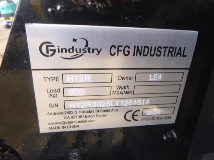 agt-h12r-hydraulic-excavator-image-28