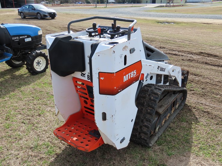 2020-bobcat-mt85-image-5