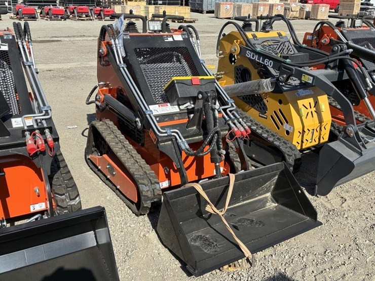 2025-sdlool-sl36c-skid-steer-loader-image-2