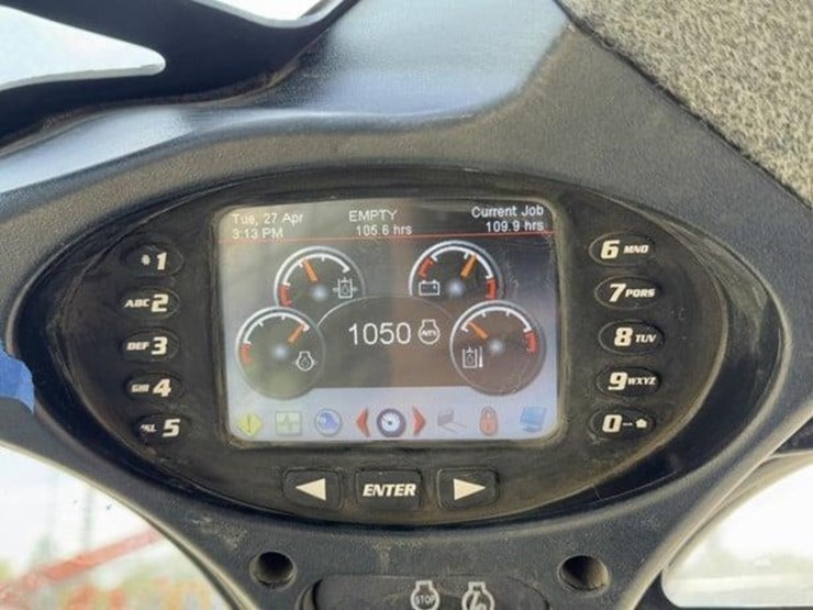 2022-bobcat-t770-image-9