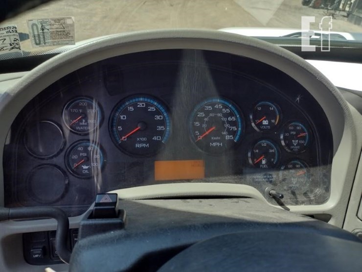 2008-international-durastar-4300-image-8