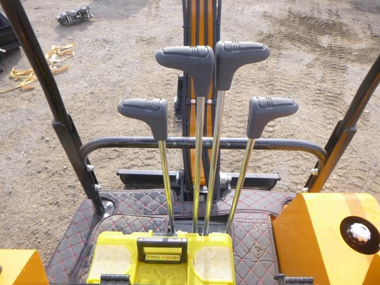 2026-vicsec-vc15-hydraulic-excavator-image-21