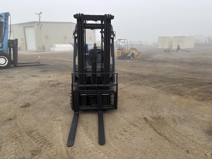 2008-toyota-8fgcu20-image-6