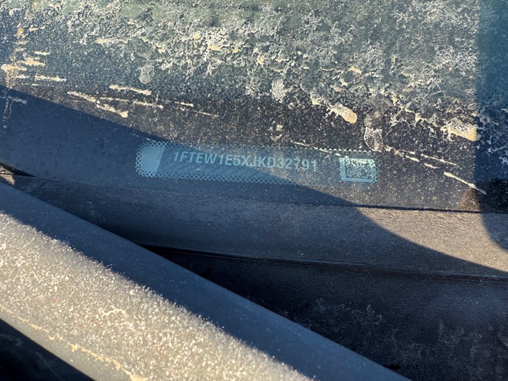 2018-ford-f150-xl-image-24