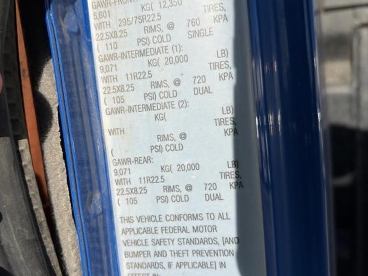 2018-international-7400-image-16