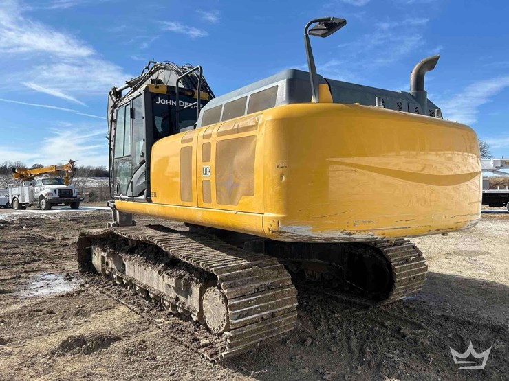 2015-john-deere-350g-excavator-image-2