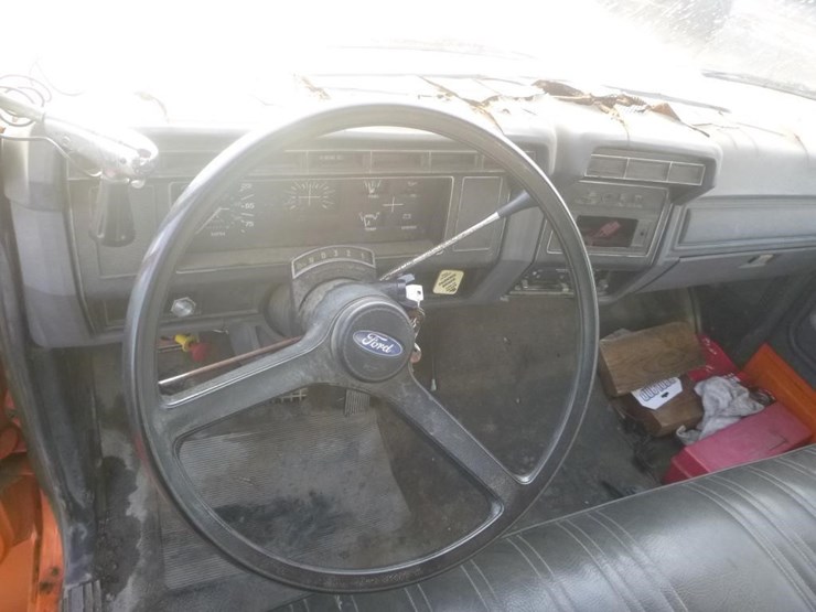 1987-ford-f800-image-17