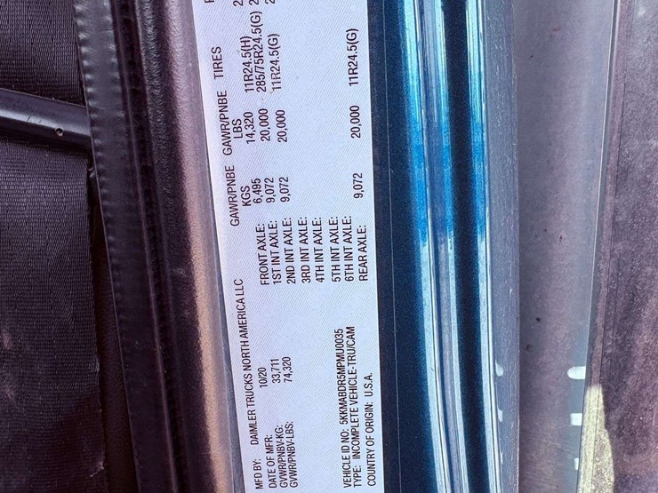 2021-western-star-4900ex-image-69