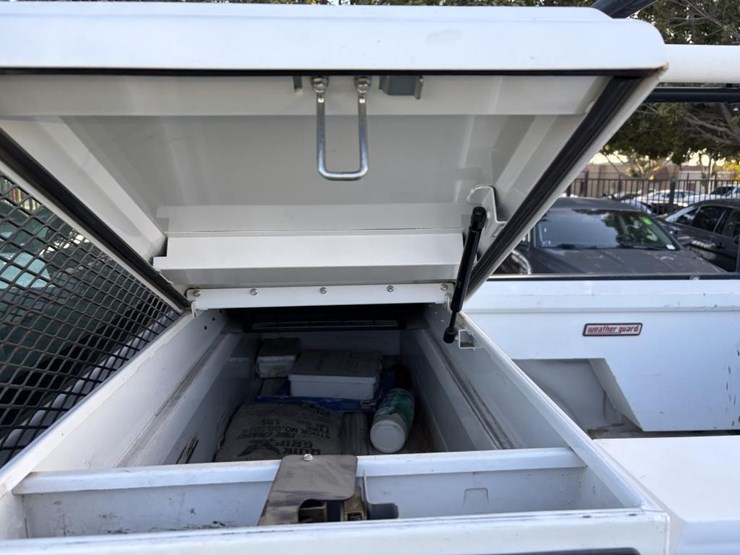 2014-ford-f150-image-27