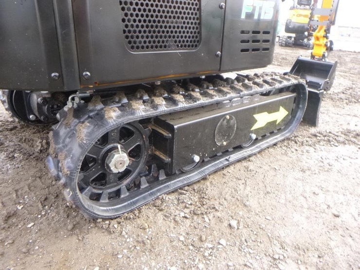 2025-future-ft15-hydraulic-excavator-image-26