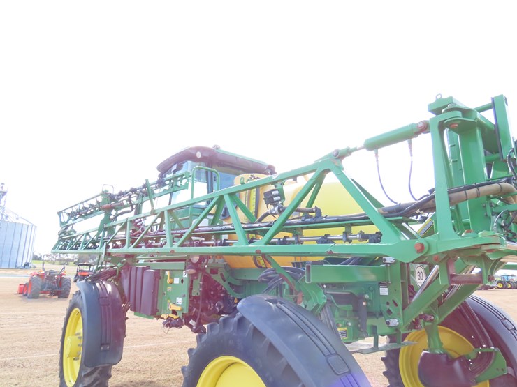 2022-john-deere-r4023-image-16