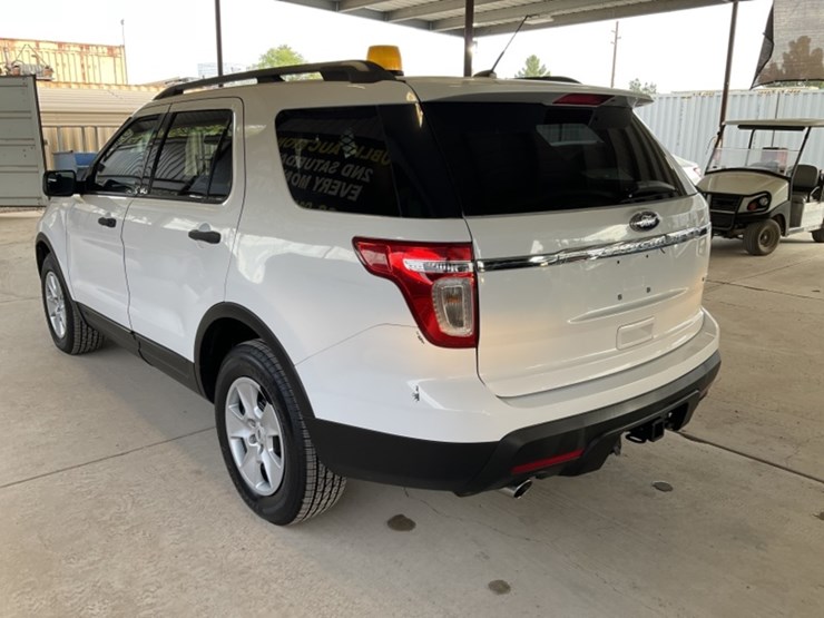 2013-ford-explorer-image-5