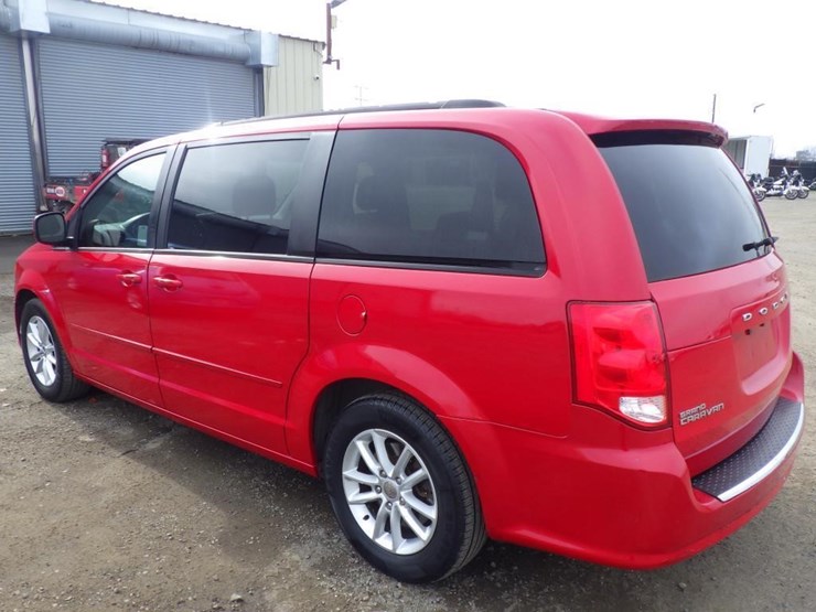 2013-dodge-grand-caravan-image-4