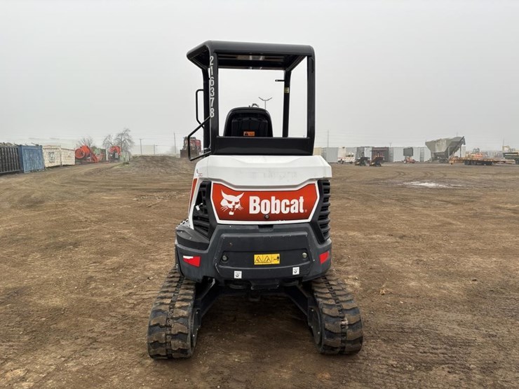 2021-bobcat-e26-image-8