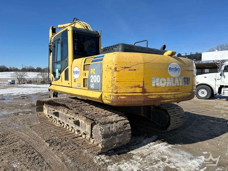 2011-komatsu-pc200-lc-8-image-2