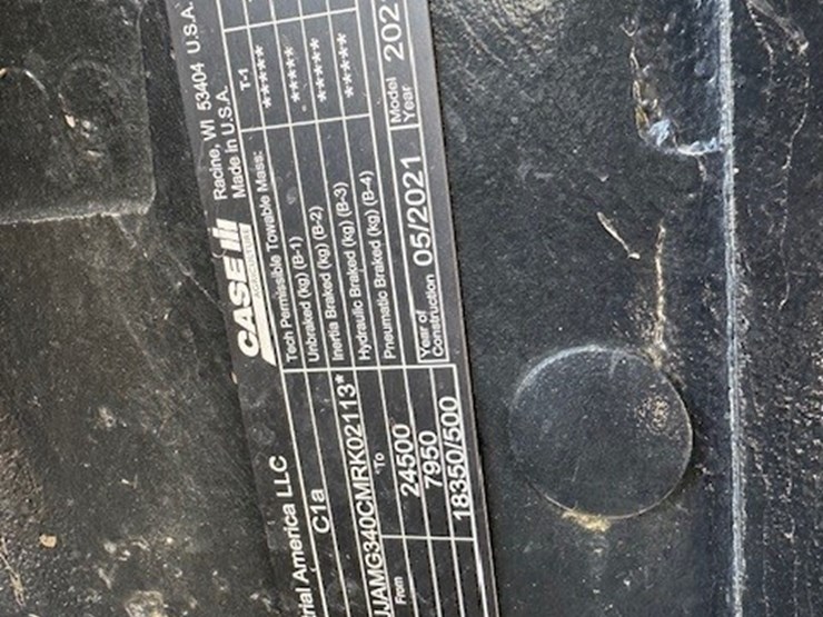 2021-case-ih-magnum-340-afs-connect-rowtrac-image-3