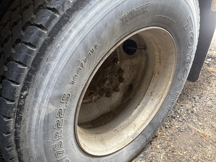 2000-international-4700-image-21