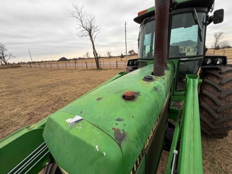 john-deere-4440-image-2