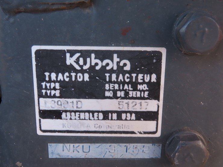 2014-kubota-l3901-image-7