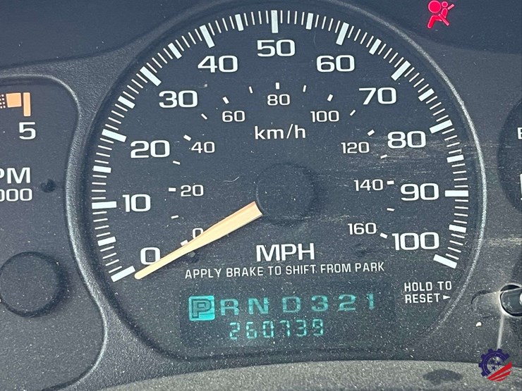 2002-chevrolet-silverado-3500-image-67