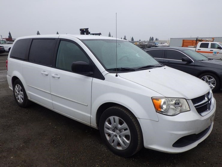 2014-dodge-grand-caravan-image-2