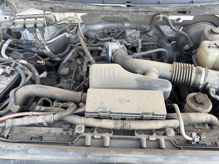 2010-ford-f150-image-21