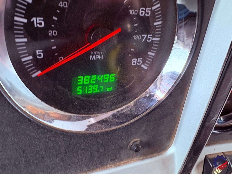 2016-kenworth-t800-image-83