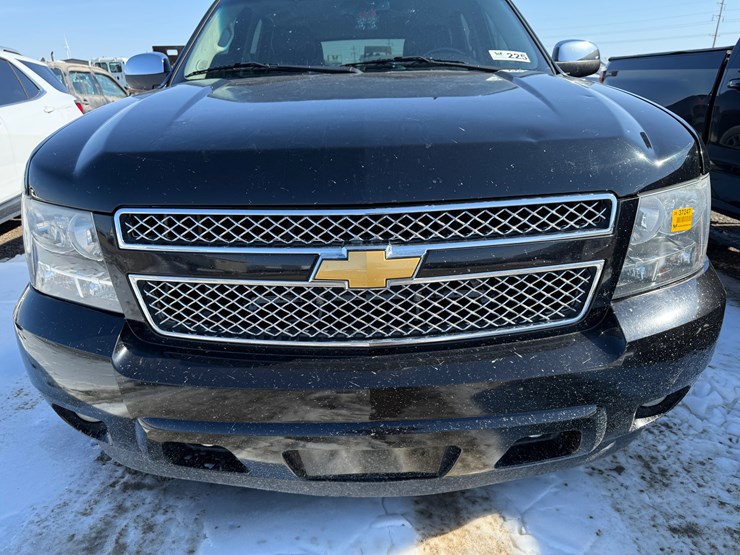 2014-chevrolet-tahoe-image-10