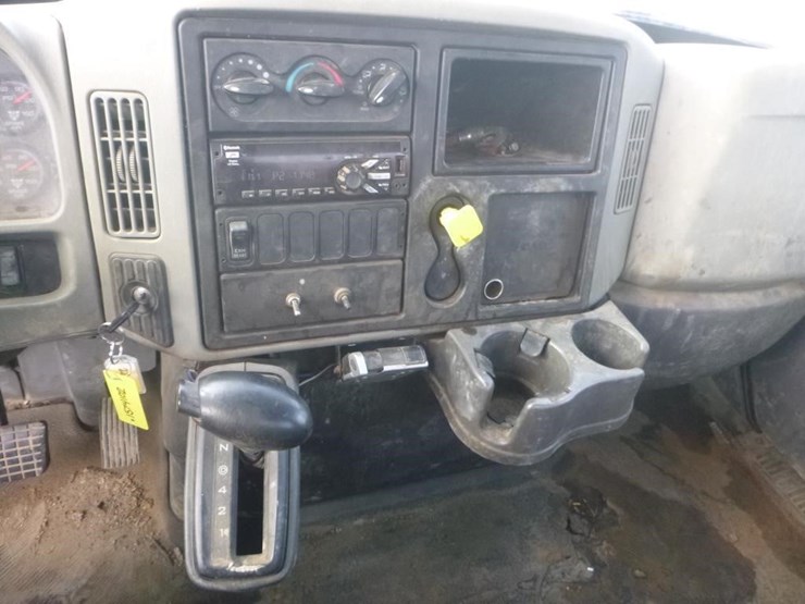 2015-international-durastar-4300-image-19