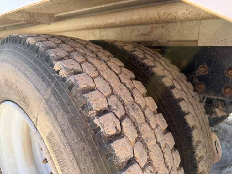 2019-kenworth-t370-image-13