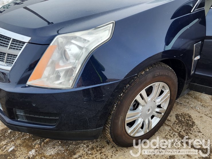 2011-cadillac-srx-image-15