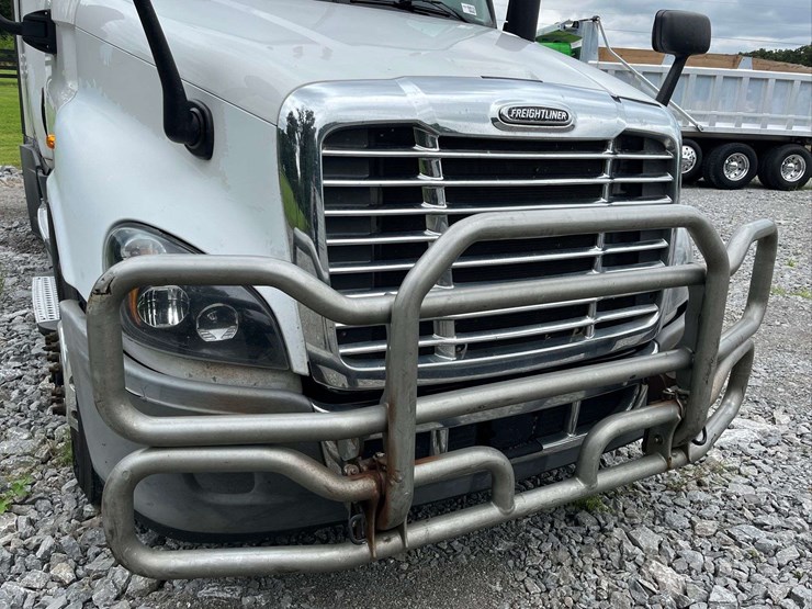 2018-freightliner-cascadia-evolution-t/a-truck-tractor-image-20