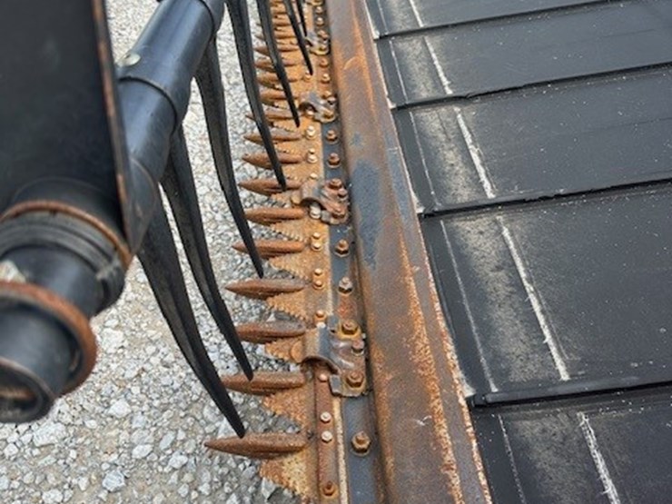 2012-case-ih-2162-image-4