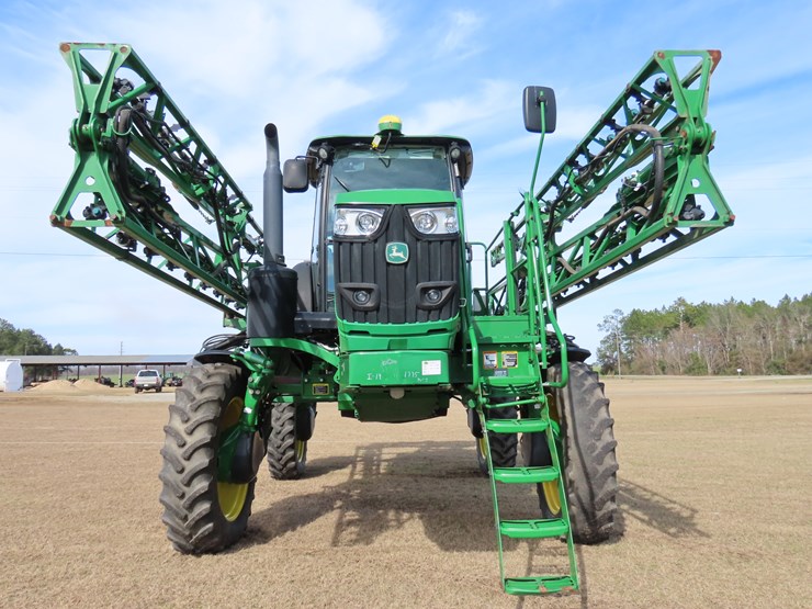 2022-john-deere-r4023-image-3