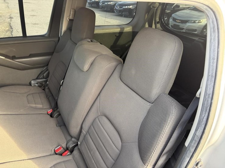 2012-nissan-pathfinder-image-20