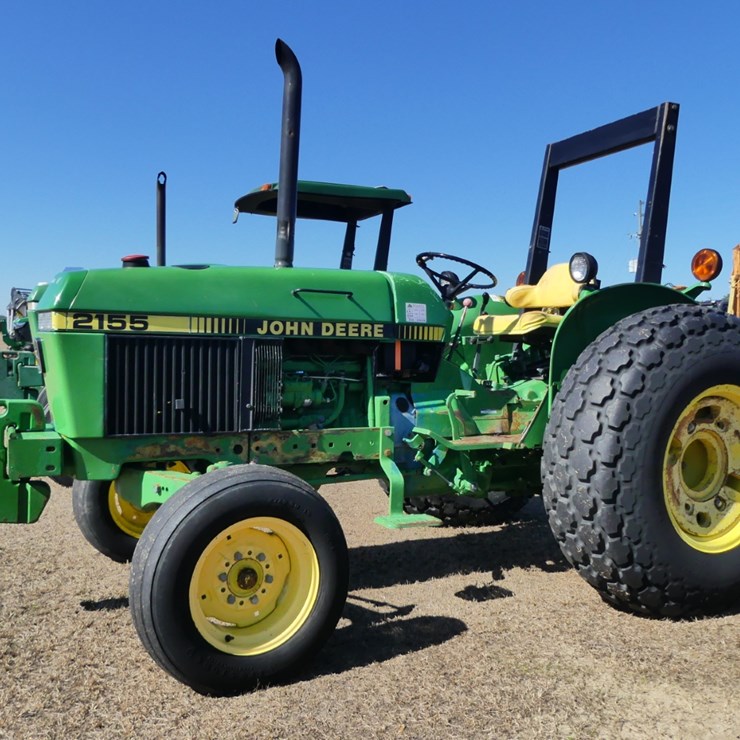 JOHN DEERE 2155