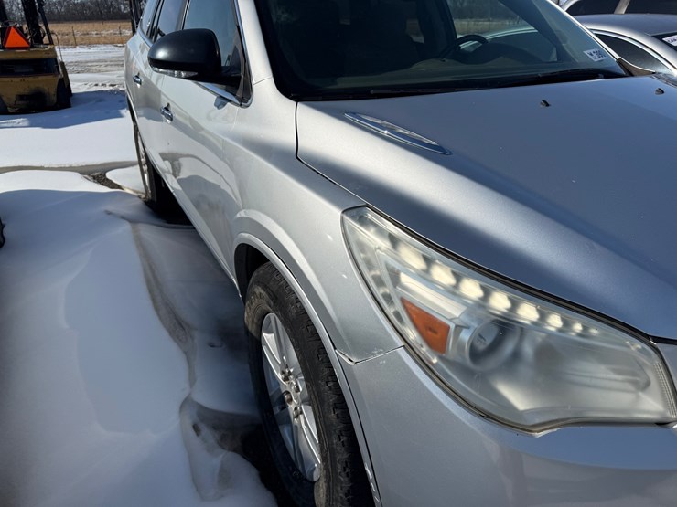 2015-buick-enclave-image-13