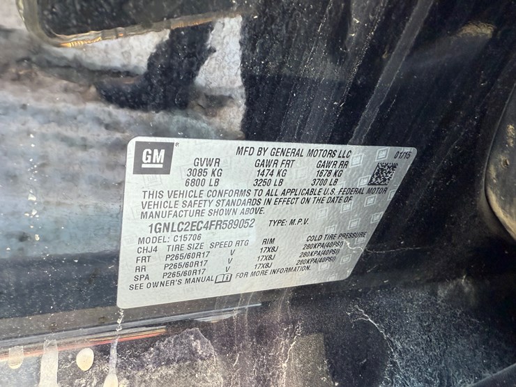 2015-chevrolet-tahoe-image-21