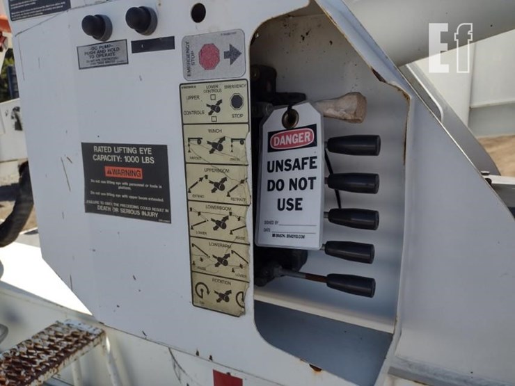 2008-international-durastar-4300-image-39