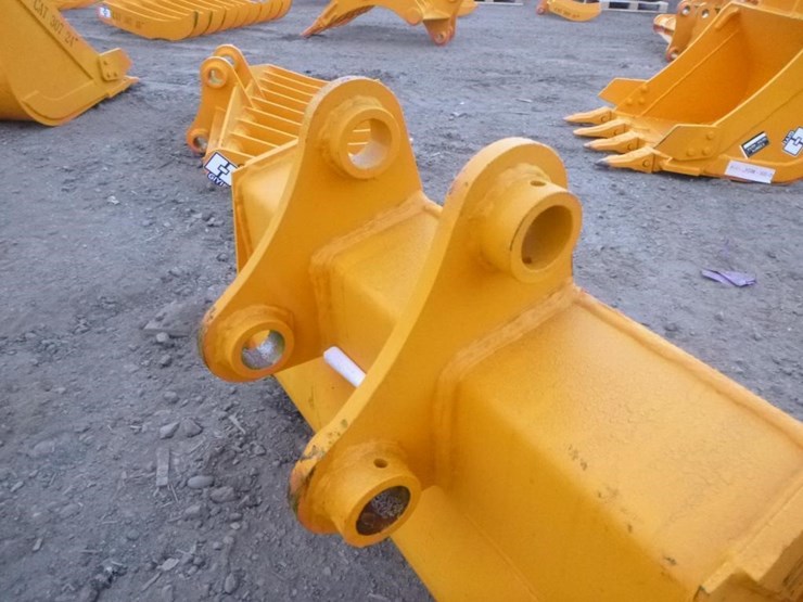 caterpillar-303-image-5