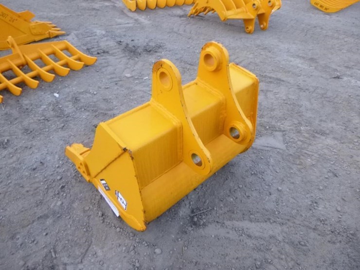 caterpillar-305-image-4