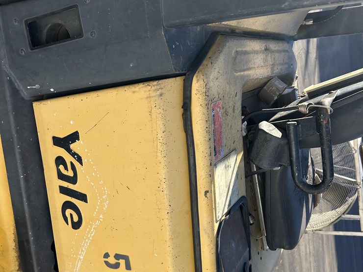 1999-yale-gc100mgn-image-25