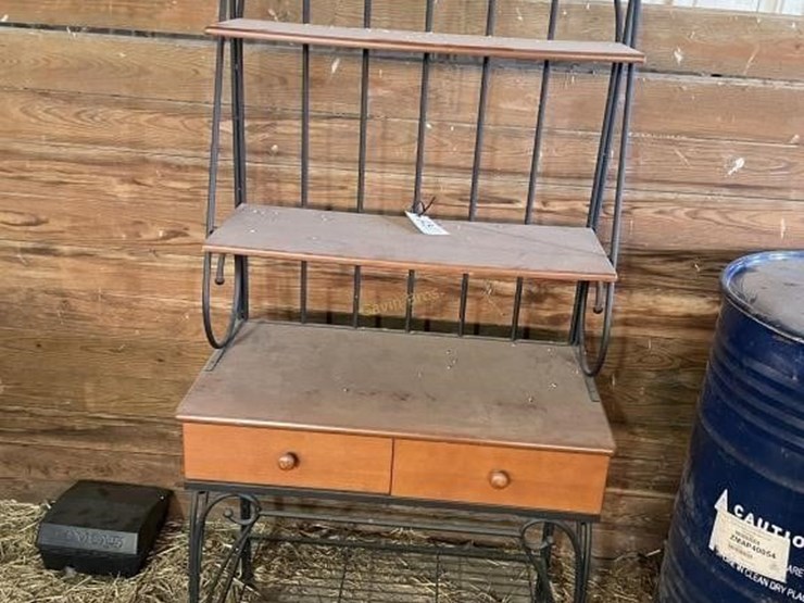 baker's-stand-image-2