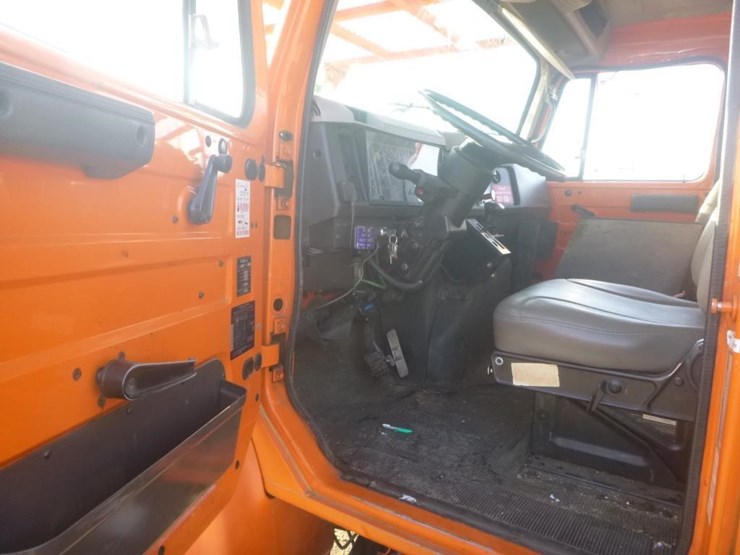 1999-international-4900-image-21