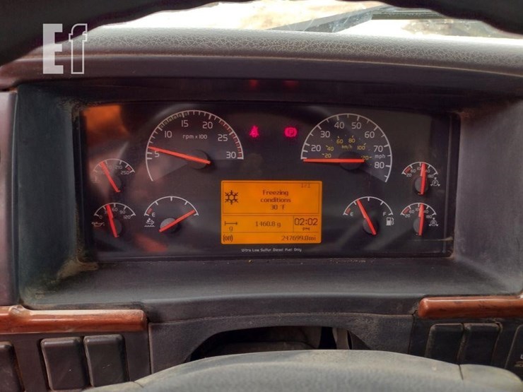 12-volvo-vhd-truck^title^-image-8