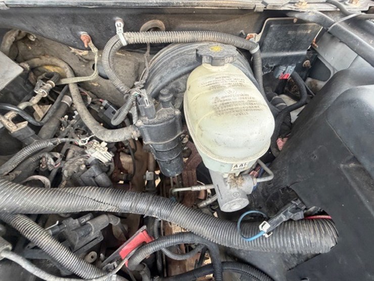 2004-gmc-1500-image-43